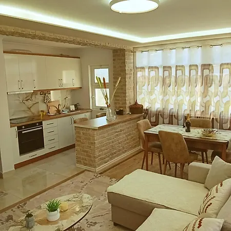 The White * Berat